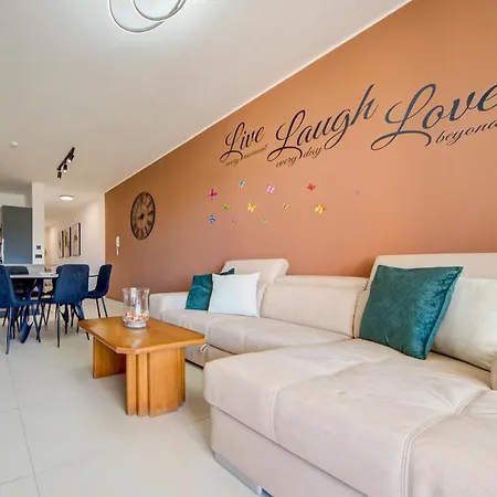 アパート Oakville, Valley Views, Private Heated Jacuzzi By Haven & Keys Malta Xagħra