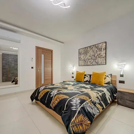 Oakville, Valley Views, Private Heated Jacuzzi By Haven & Keys Malta Apartament