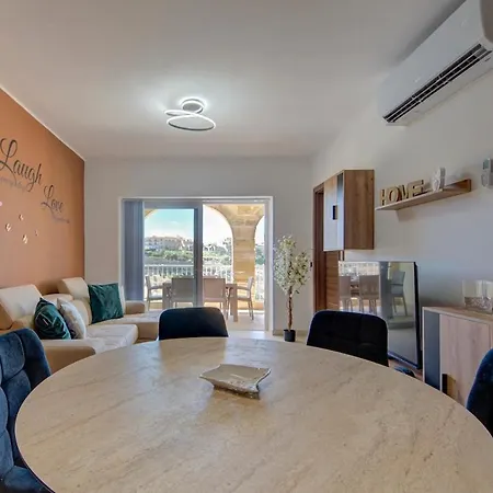 Oakville, Valley Views, Private Heated Jacuzzi By Haven & Keys Malta דירה Xagħra