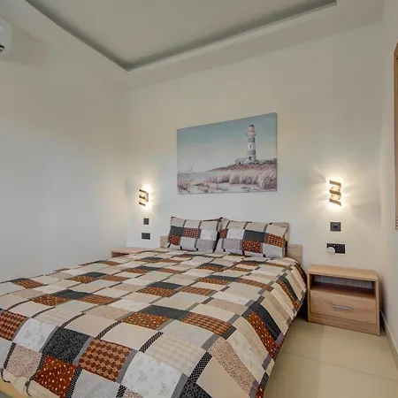 Oakville, Valley Views, Private Heated Jacuzzi By Haven & Keys Malta Apartament *