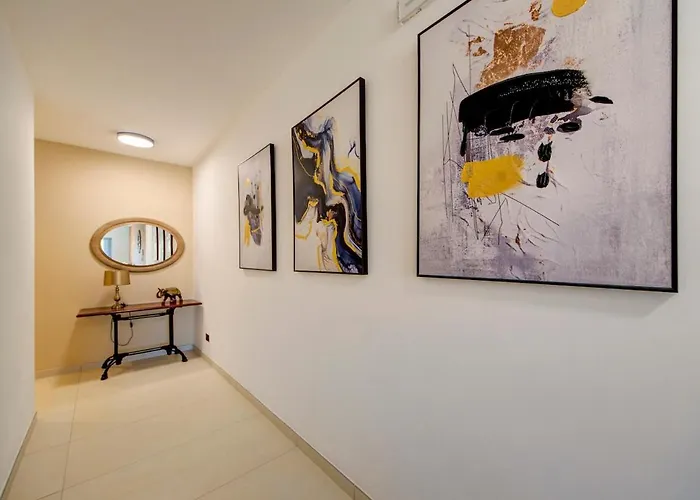 Oakville, Valley Views, Private Heated Jacuzzi By Haven & Keys Malta * Xagħra