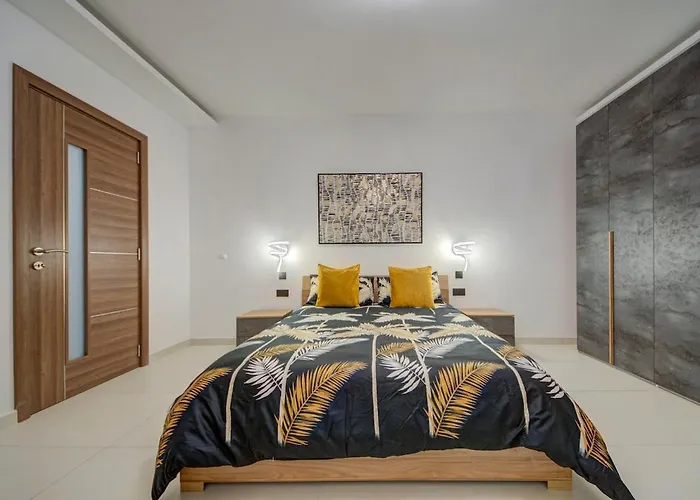 Daire Oakville, Valley Views, Private Heated Jacuzzi By Haven & Keys Malta Xagħra