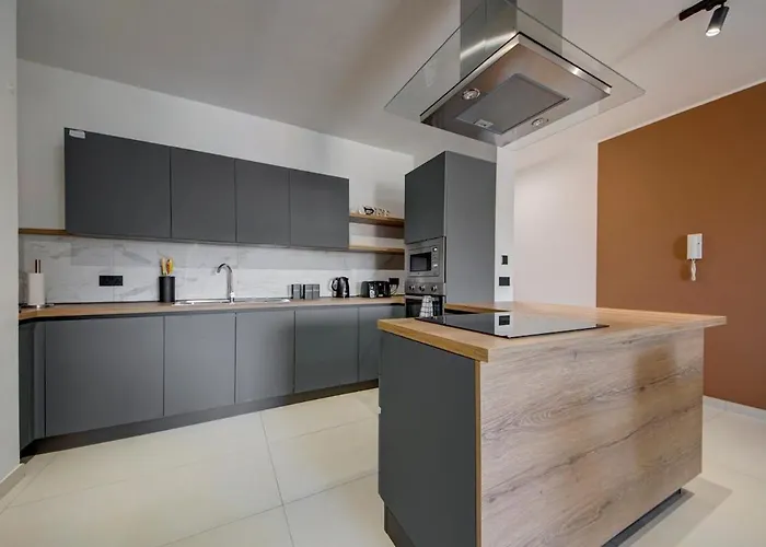 Daire Oakville, Valley Views, Private Heated Jacuzzi By Haven & Keys Malta *