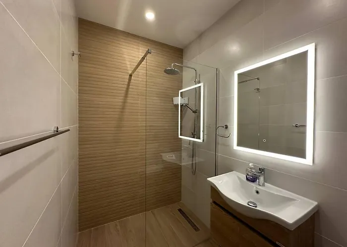 Oakville, Valley Views, Private Heated Jacuzzi By Haven & Keys Malta Daire *